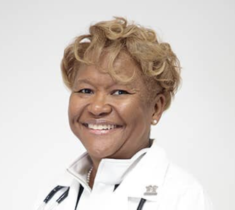 Dr Lynette Wilson-Phillips